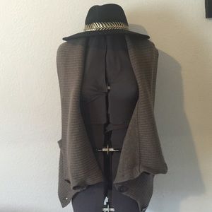 SOYUN- tan wool vest cardigan