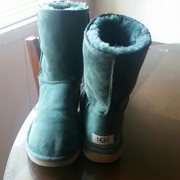 UGG Shoes - AUTHENTIC Forest Green Uggs !