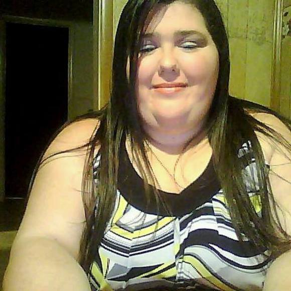 Meet your Posher, Stephanie - Picture 1 of 1