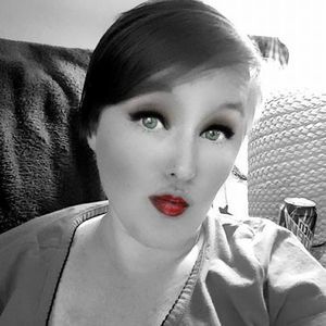 Meet your Posher, Molly