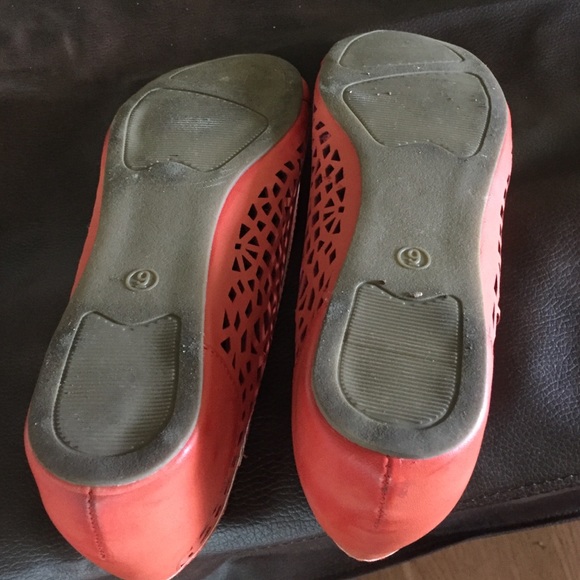 Shoes - Picture 3 of 3