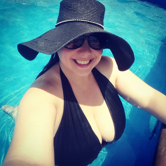 Meet your Posher, Misty - Picture 1 of 1