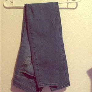 Medium blue hollister jeggings! ✨