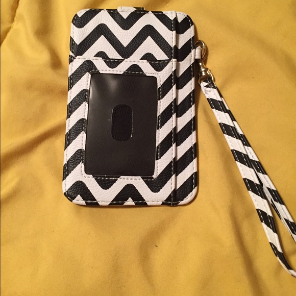 Chevron Wristlet - Picture 2 of 2