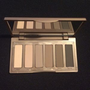 NAKED2 Basics Palette
