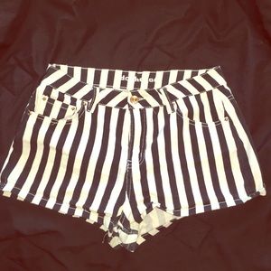 Stripped shorts