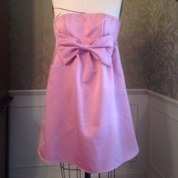 Empire waist pink dress with big bow