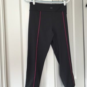Just lowered! VSX workout Capri