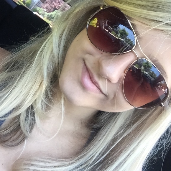 Authentic Michael kors aviator sunglasses - Picture 3 of 3