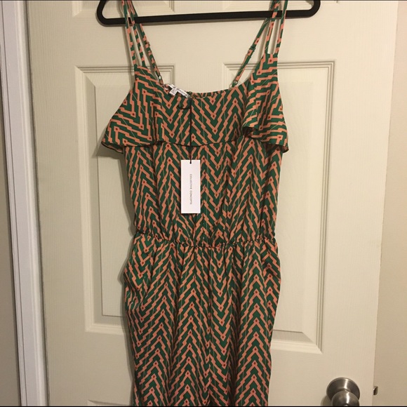 Romper - Picture 2 of 4