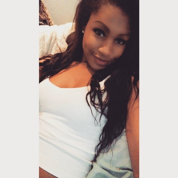 Meet your Posher, Mahogany - Picture 1 of 1