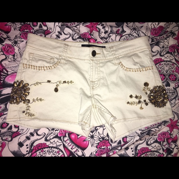 BUCKLE Shorts