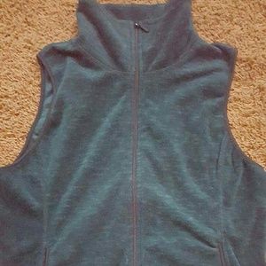 Green vest New Without Tags