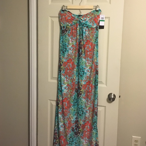 Sleeveless Maxi Dress