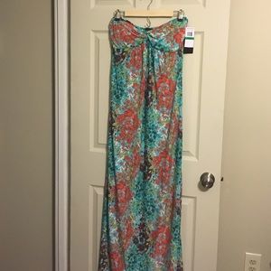 Sleeveless Maxi Dress