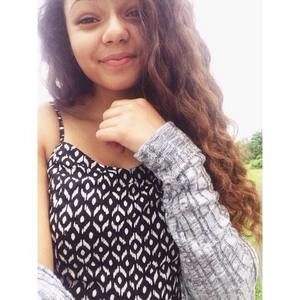 Meet your Posher, Abigail