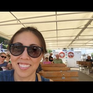 Meet your Posher, Christina