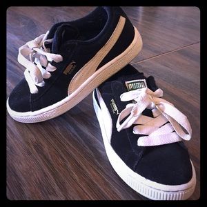 Boy puma shoes size 12c