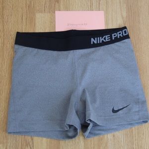 Nike Pro: Dri-fit Shorts