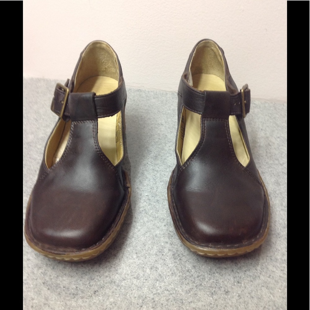Dr Martens - Picture 2 of 5