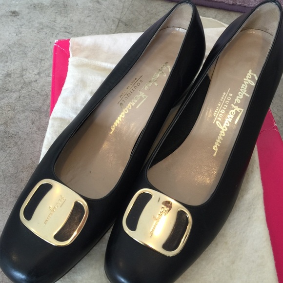 Great Condition And Authentic - image 1