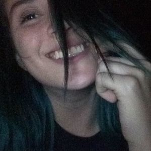 Meet your Posher, Jillian