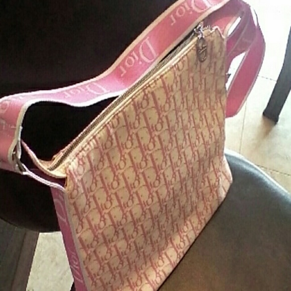 PINK CROSSBODY BAG WIDE SHOULDER STRAP - Picture 4 of 4