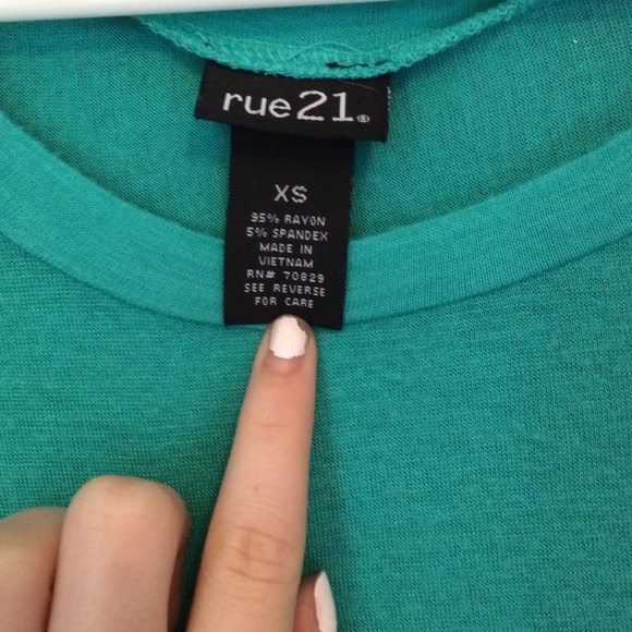 Oversized turquoise top - Picture 2 of 3