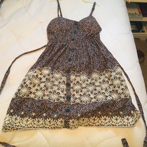 Maroon floral spaghetti strap sun dress!!