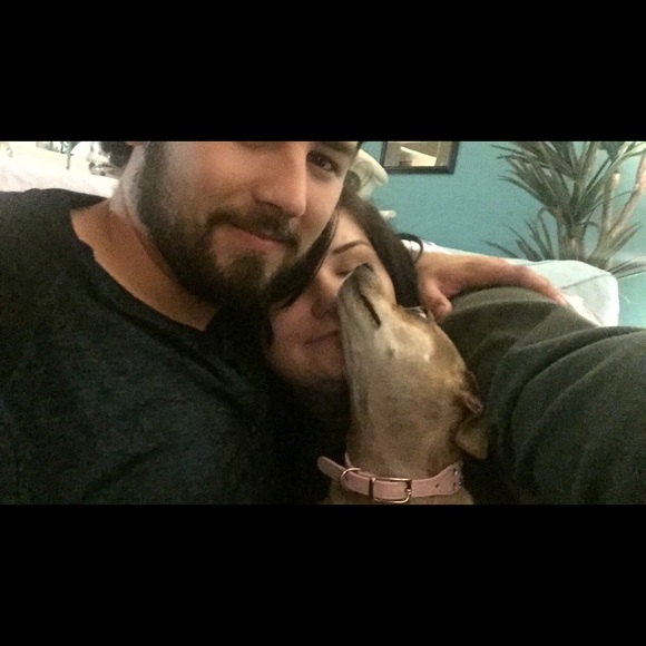 Meet your Posher, Cassie - Picture 2 of 4