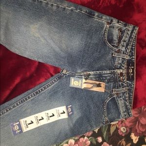 LEI FLARE HIGH WAISTED JEANS