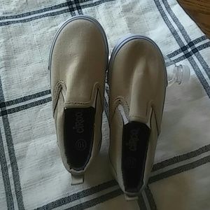 Toddlers shoes