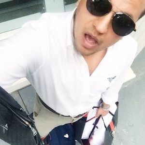 Meet your Posher, Juan