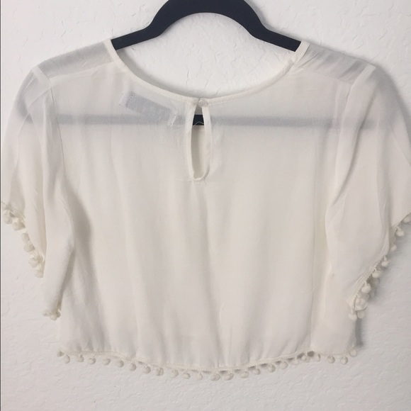 SOLD Stella Laguna beach cropped shirt - Picture 2 of 3
