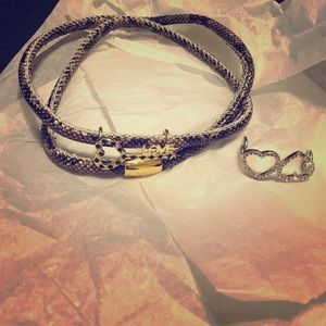 NWOT✨ Faux Snake Skin Wrap Bracelet