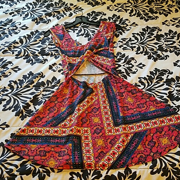 Dress - Picture 2 of 3