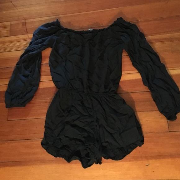 Brandy Melville Black Gabrielle romper