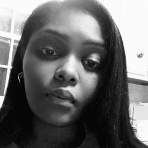 Meet your Posher, Kadia