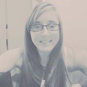 Meet your Posher, Halle-jayne