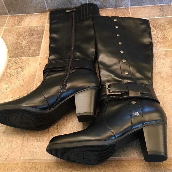 Dana Buchman Never Worn Blk Boots