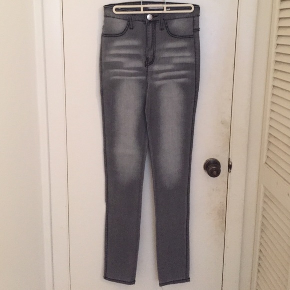 NWOT Grey High Waisted Skinny Jeans