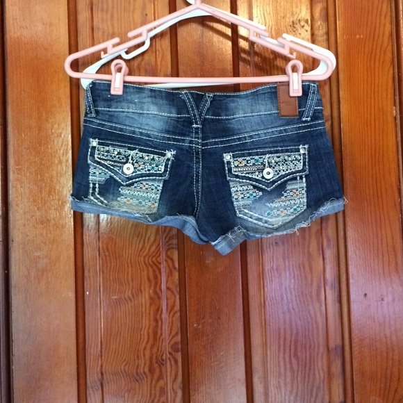 Vanity blue denim shorts - Picture 4 of 4