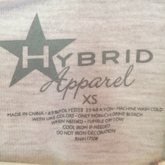 "Never been a basic chick" crop top - Picture 3 of 4