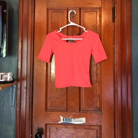 Coral bow crop top - Picture 1 of 3