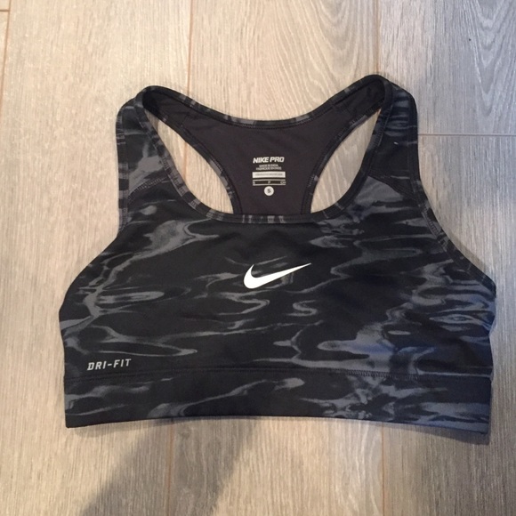 Nike pro sports bra!