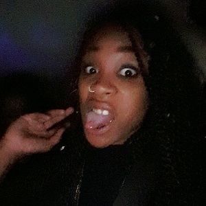 Meet your Posher, Jasmina