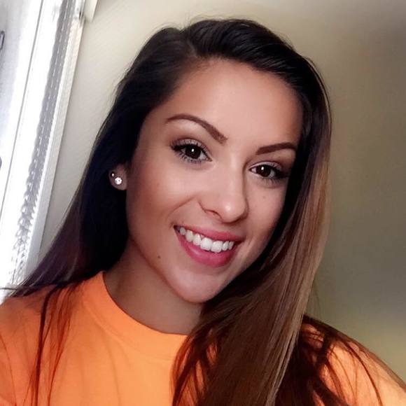 Meet your Posher, Alicia - Picture 1 of 1