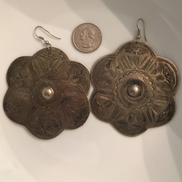 Large Silver Flowered Shape Earrings - image 1