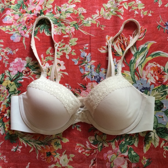 White Victoria's Secret 34B