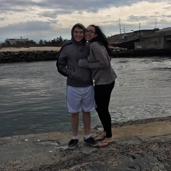 Meet your Posher, Tiffany - Picture 1 of 1